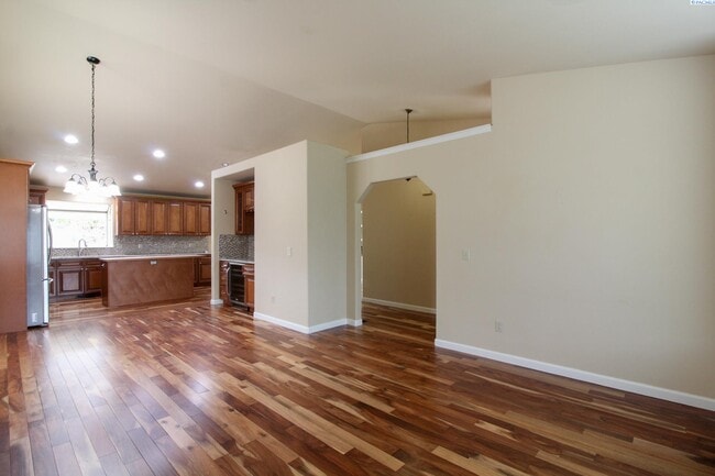 Photo - 3 Bed/2 Bath House in Southeast Kennewick