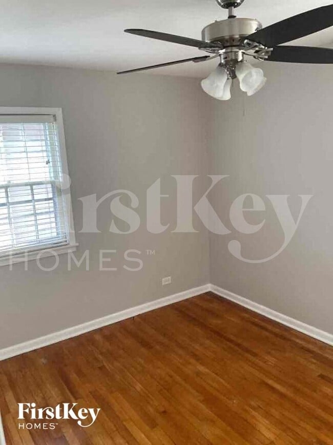 Photo - 18244 Center Ave