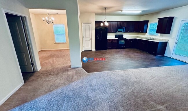 Photo - Spacious 4-bedroom house in Lawrenceville