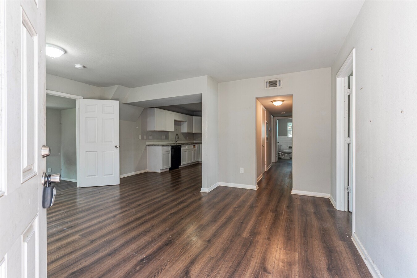 Photo - 2801 Virginia St