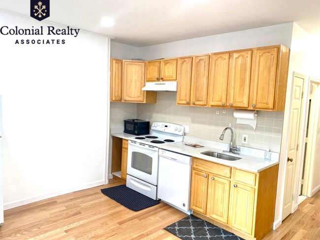 Photo - 74 Tyler St Unit C