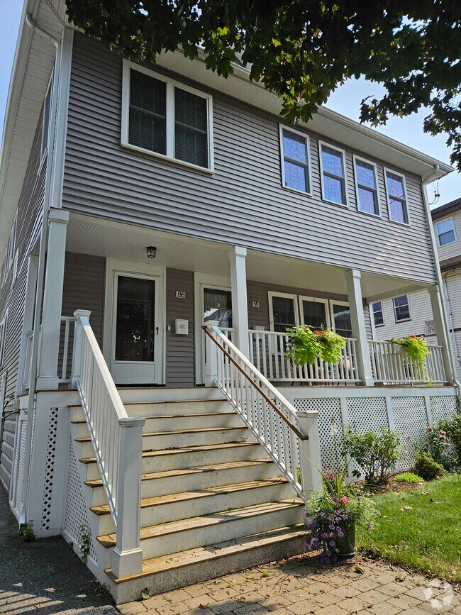 Building Photo - 88 Milton St Rental
