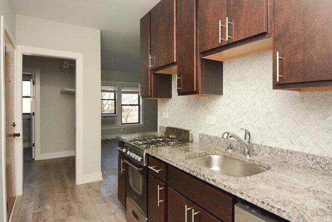 Photo - 714 W Brompton Ave Unidad 73