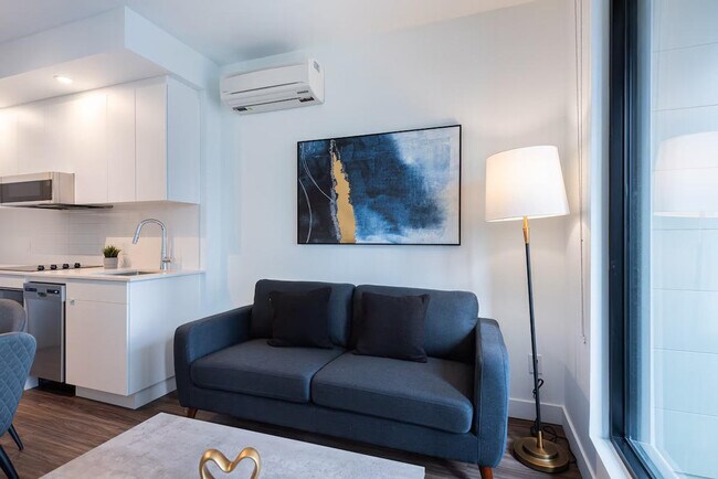 Photo - 1428 Avenue Overdale Unit ID1261787P