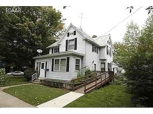 Photo - 430 N Van Buren St