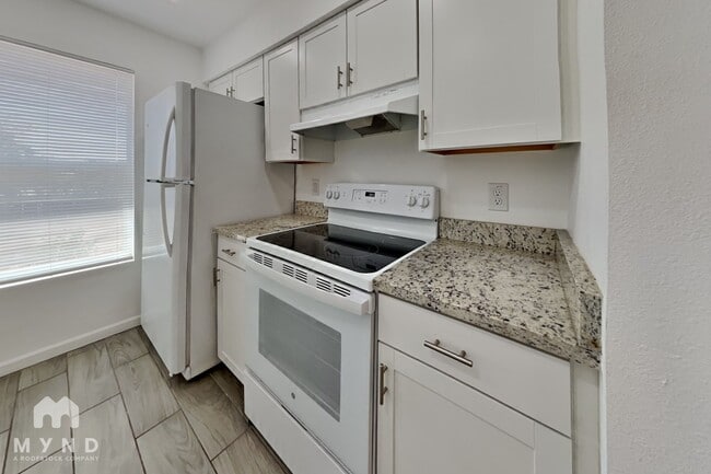 Photo - 6657 W Ocotillo Rd Unit 102