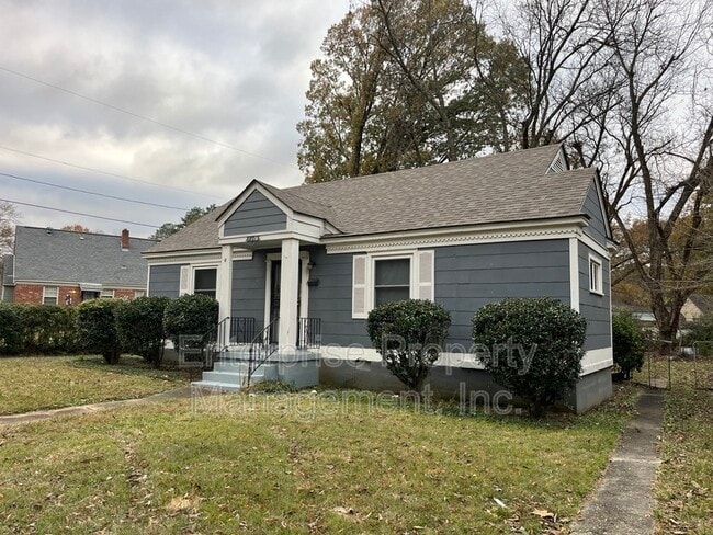 Photo - 801 Bowen Cir