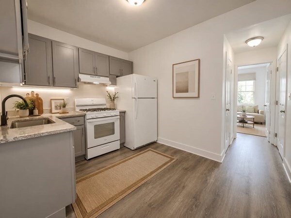 Building Photo - 128 Shawmut St Unit 3