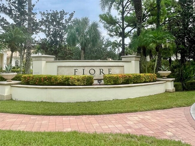 Photo - 4202 Myrtlewood Cir E Unit 4202