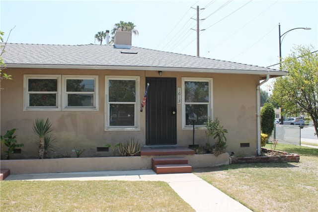 Photo - 1613 W Victory Blvd