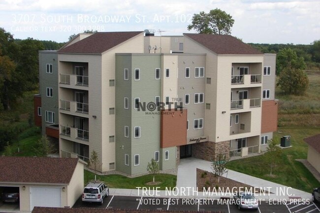 Building Photo - 3707 S Broadway St