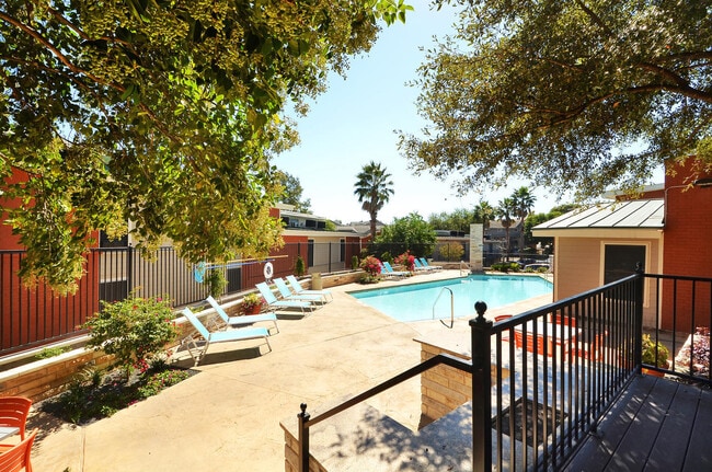 Photo - Easton Hills