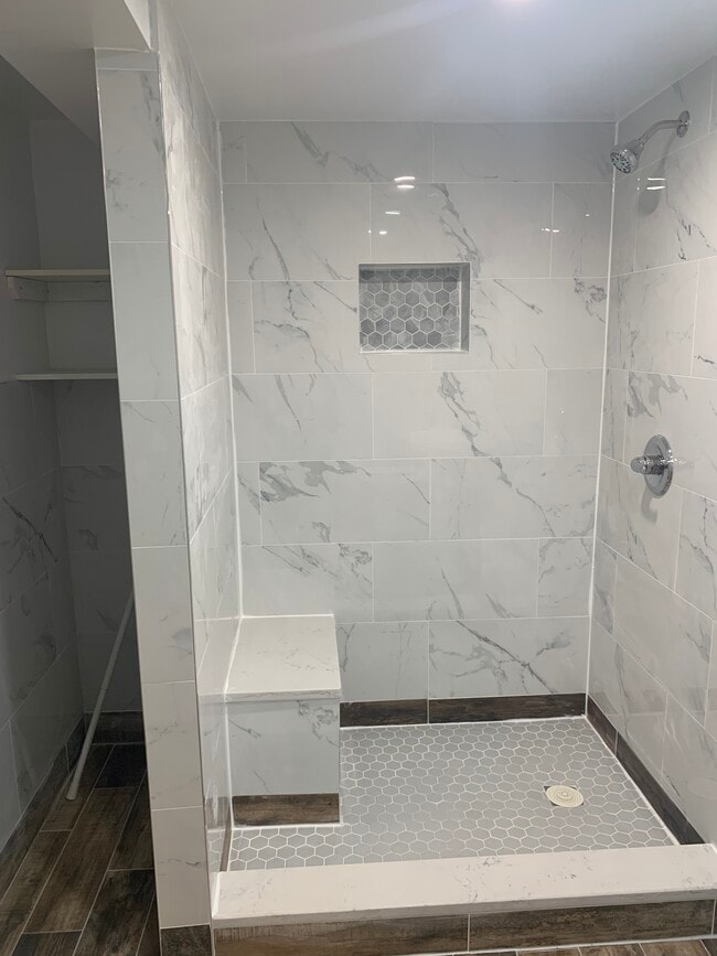 Photo - 417 42nd St Unit G