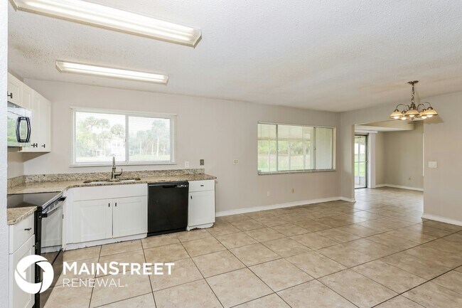 Photo - 1257 Linmoor Cir NE
