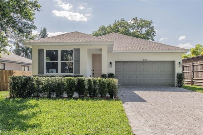 Stunning 3-Year Old Home; Private Backyard... - Stunning 3-Year Old Home; Private Backyard...
