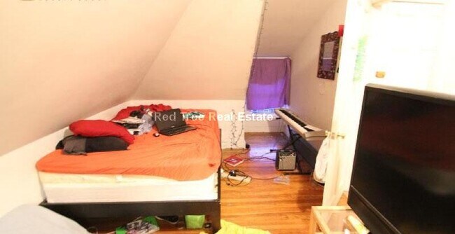 Photo - 18 Greylock Rd Unit 3