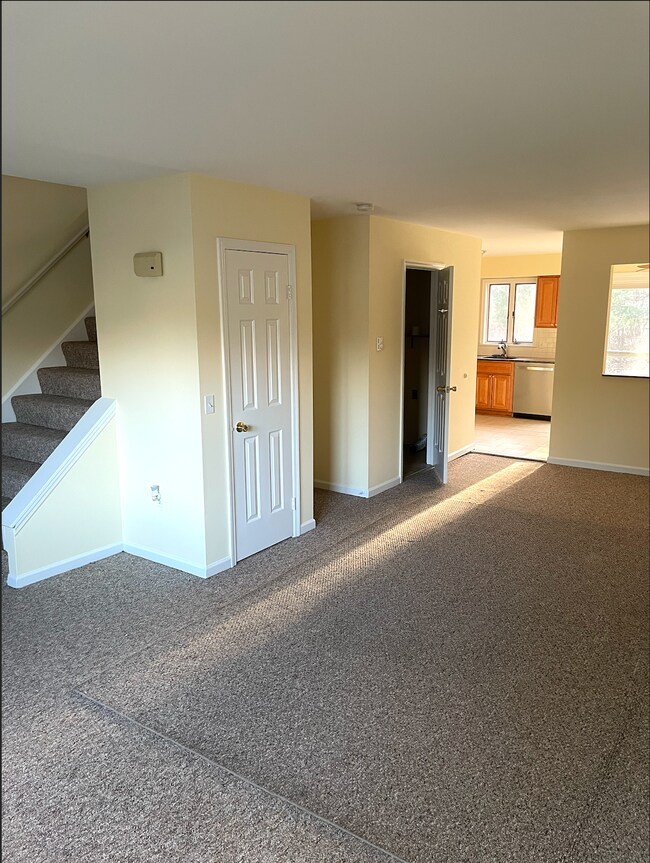 Photo - 23 Woodridge Cir Unit A