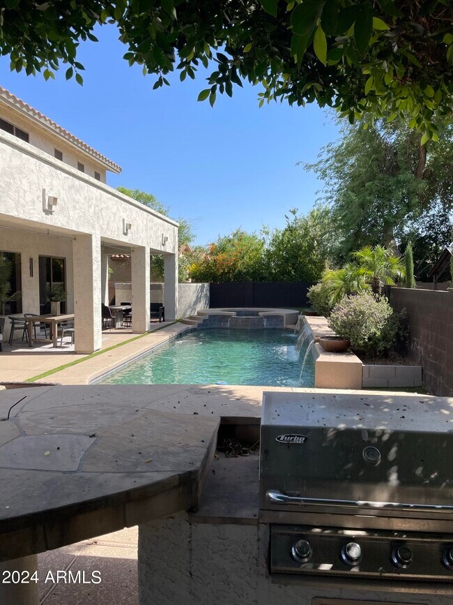 1326 S Holguin Ct Apartment Chandler, AZ