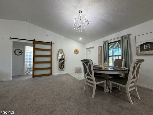 Photo - 926 NE 33rd St