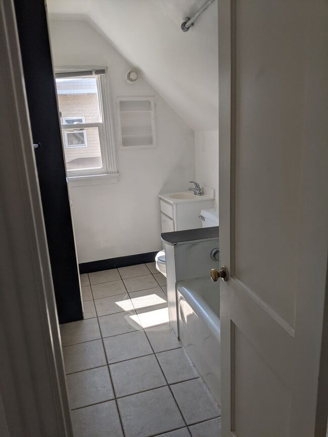 Photo - $800 - 1 Bedroom, 1 Bathroom Apartment Close to School of Mines and Fairgrounds Unit APT 4