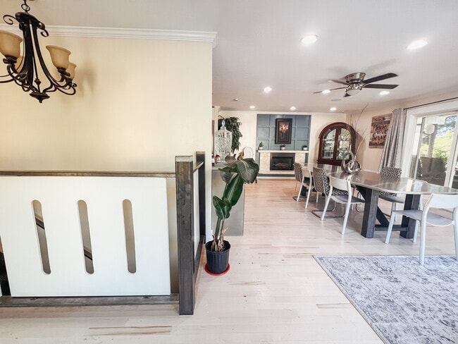 Photo - 4453 Fillmore Ave