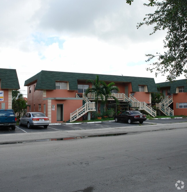 Sunset Manor Apartments - Sunset Manor Apartments