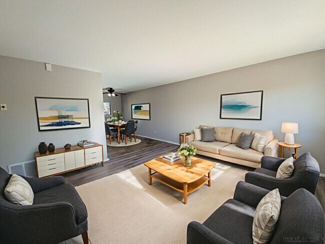 Photo - 603 W Routt Ave Unit A