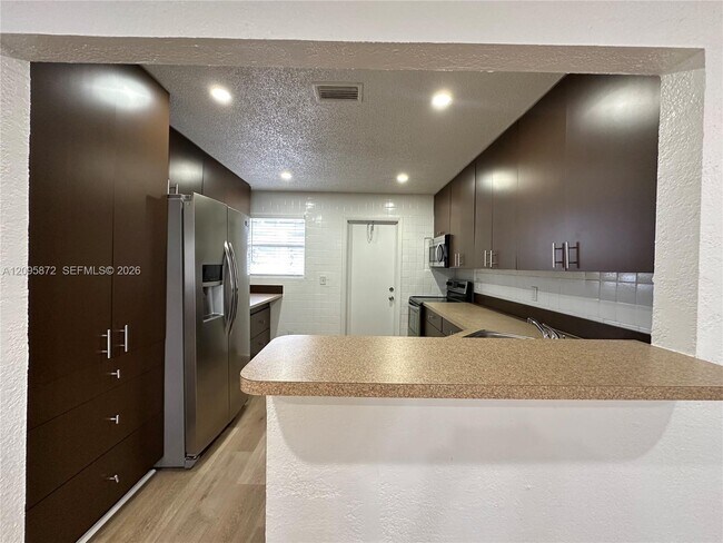 124 NW 2nd Ave Unit A