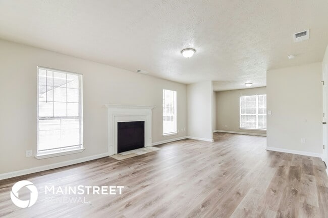 Photo - 7 Roundtree Xing