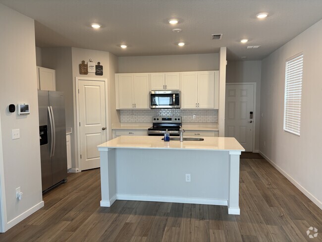 Building Photo - 10648 Waterfield Rd Rental