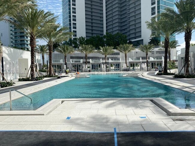 Photo - 851 NE 1st Ave