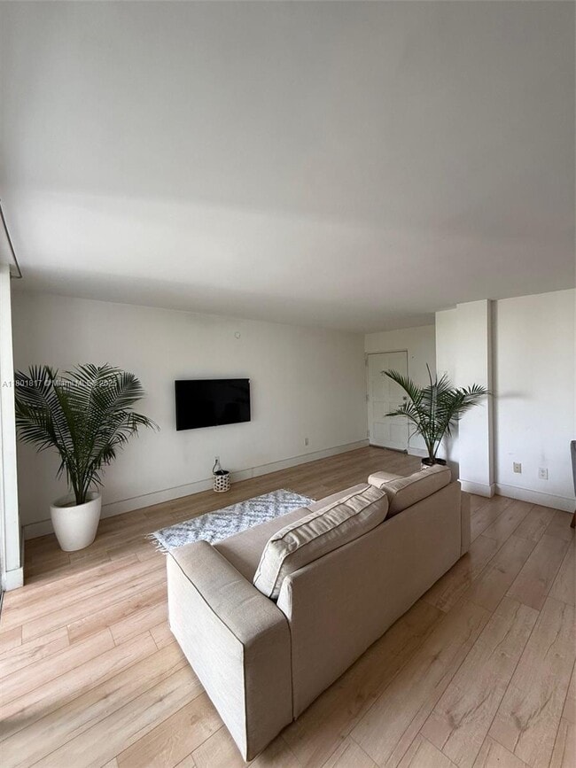 Photo - 680 NE 64th St Unit A514