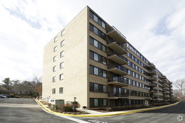 Photo - Madison Condominium