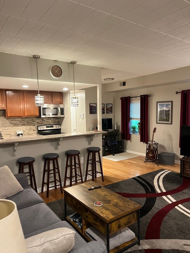 Photo - 3301 Beechwood Blvd Unidad 104