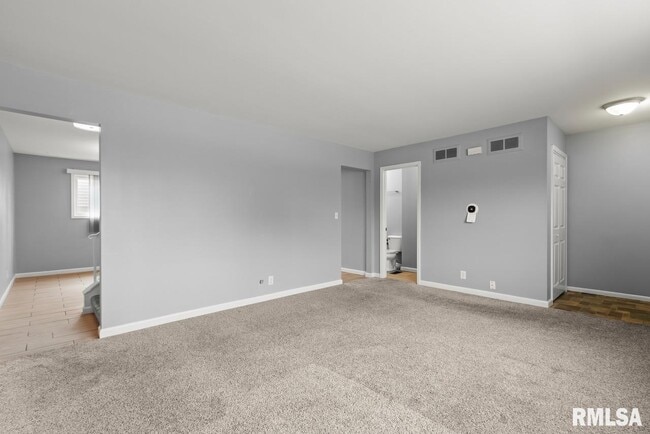 Photo - 2020 W Glen Ave