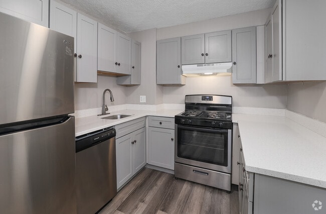 2BR, 1BA - 850SF - Kitchen