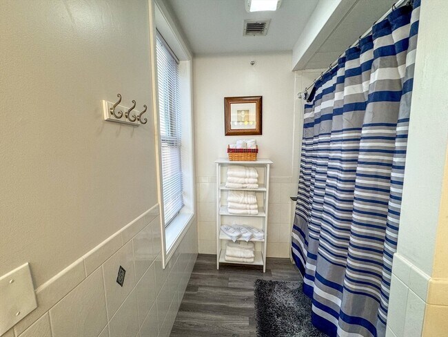 Photo - 7 Harvard Sq Unit 3B