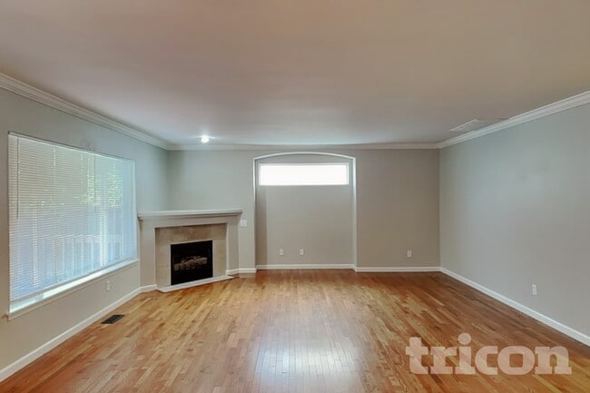 Photo - 11901 126th St Ct E
