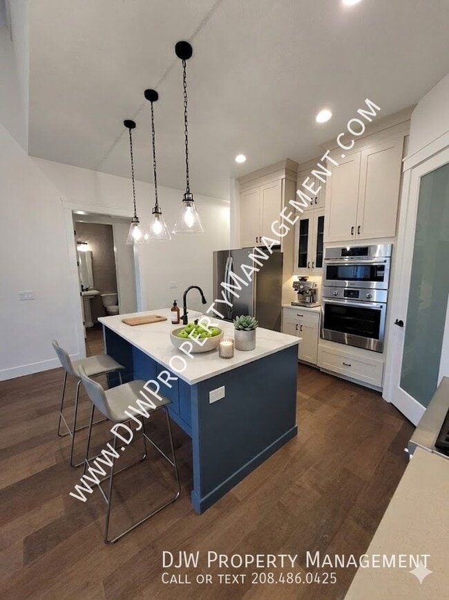 Photo - 4264 W Lovegood Ln