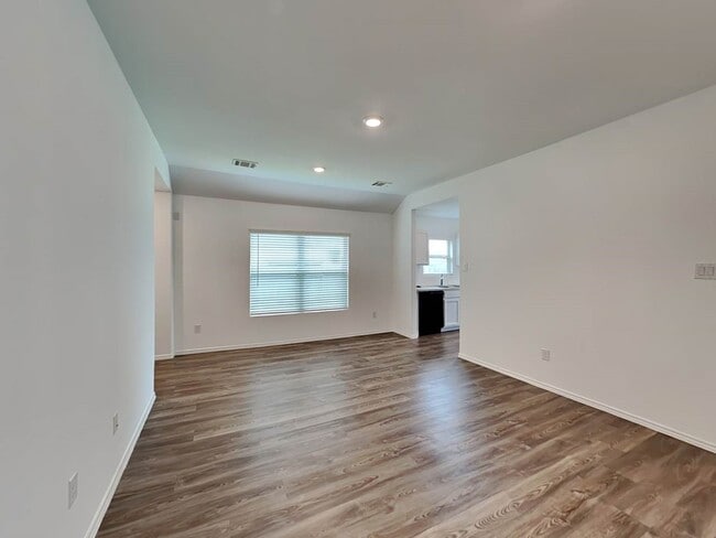 Photo - 5928 Rimini Landing Ln