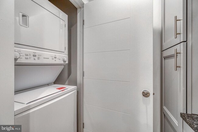 Photo - 751 N 43rd St Unit 101