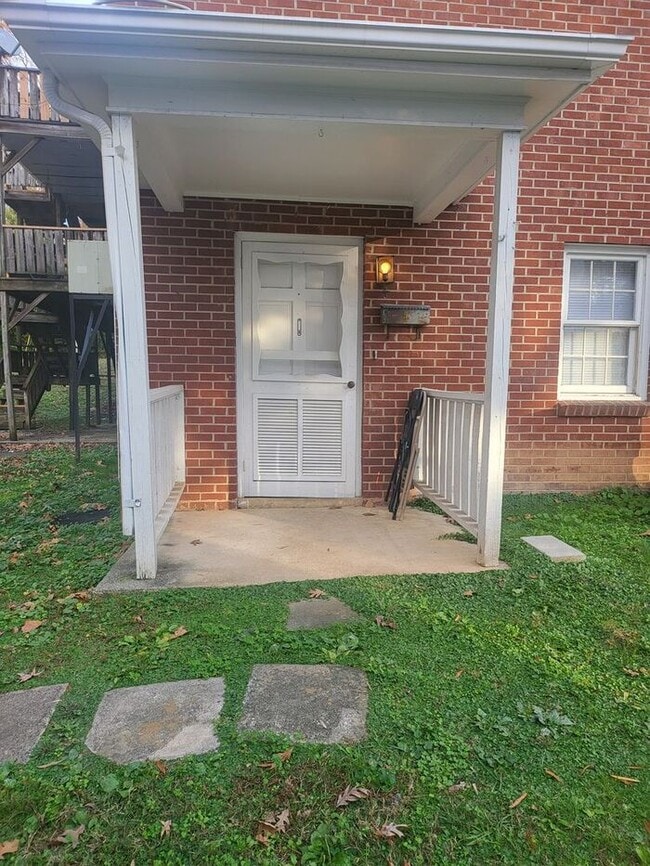 Large Apartment in Albemarle, NC