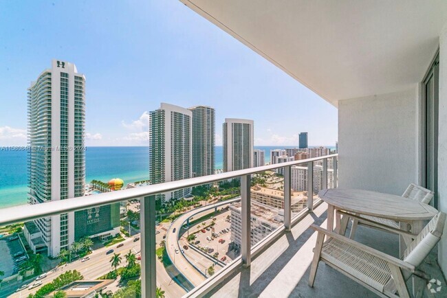 Building Photo - 4010 S Ocean Dr Unit 2505 Rental