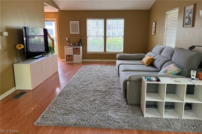 Photo - 167 Creekledge Ln