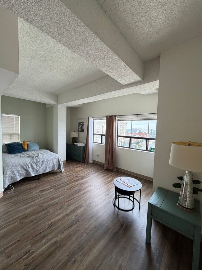 Photo - BEST VIEWS IN DOWNTOWN Unit 808