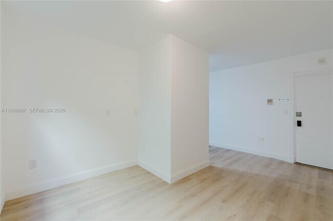 Photo - 1555 Pennsylvania Ave Unit 108