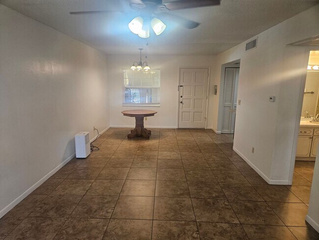 Photo - 1845 S Highland Ave