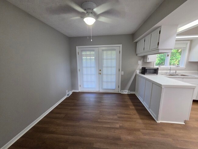 Photo - 3406 Alpine Ct