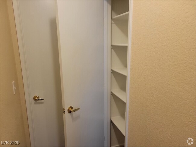 Building Photo - 2286 Diamond Pointe St Rental