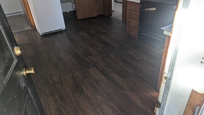 Photo - 24 Mechanic St Unidad B